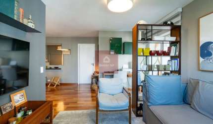 Apartamento de 85m² foi totalmente reformado e oferece um ambiente moderno, funcional e acolhedor.