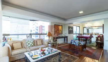 Apartamento tipo para venda com 3 quartos, sendo 3 suítes, 195m²