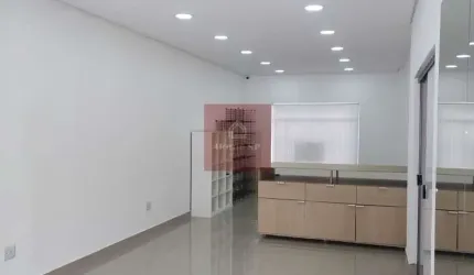 MOEMA, Loja com 130 AC, No térreo Vão livre, e acima 3 salas , 3 vagas