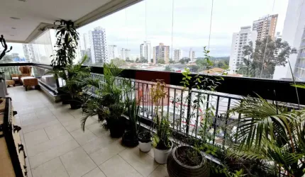 Apartamento tipo para venda com 4 quartos, sendo 4 suítes, 250m²