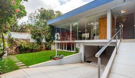 Casa com 6 dormitórios, sendo 4 suítes, 4 vagas e com 530m² - Brooklin