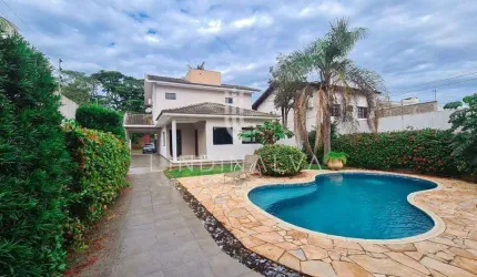 Sobrado mobiliado à venda, com piscina - no Jardim Social.
