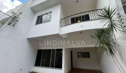 Sobrado no Jardim Iguaçu com suíte, 2 quartos e churrasqueira