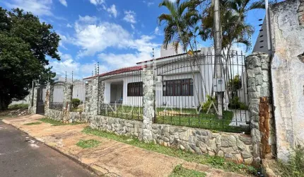 Linda casa no Beverly Falls Park - próximo ao Ginásio Costa Cavalcanti