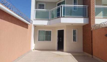 Casa à venda no bairro Parque Hotel em Araruama/RJ