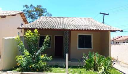 Casa à venda no bairro Parque Tamariz em Iguaba Grande/RJ