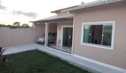 Casa à venda no bairro Fazendinha em Araruama/RJ