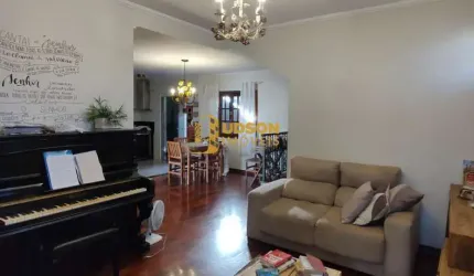 Casa para Venda em Bauru, Parque Vista Alegre, 3 dormitórios, 2 suítes, 5 banheiros, 2 vagas