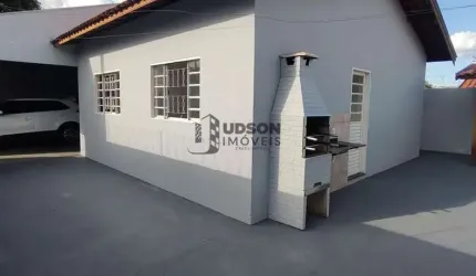 Casa para Venda em Bauru, Parque Santa Edwiges, 3 dormitórios, 1 suíte, 2 banheiros, 2 vagas