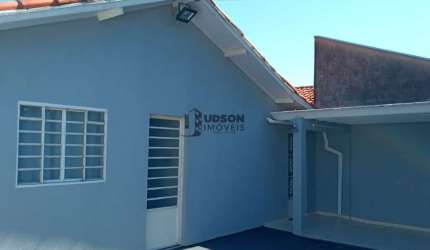 Casa para Venda em Bauru, Parque Granja Cecília, 3 dormitórios, 1 banheiro, 2 vagas