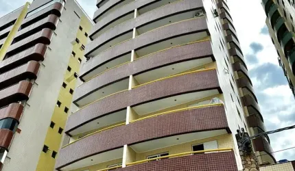 Apartamento na Praia Grande Guilhermina a 100 metros da Praia