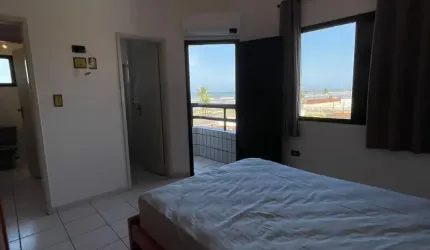 Lindo apartamento com suíte e sacada vista mar