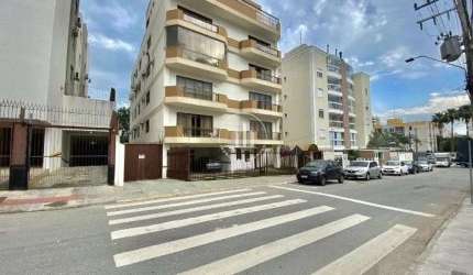 Apartamento em Abraão - Florianópolis