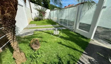Casa em Ponta de Baixo - São José