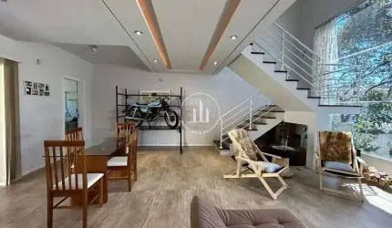 Casa com 220m², no bairro Ponta de Baixo/São José-SC