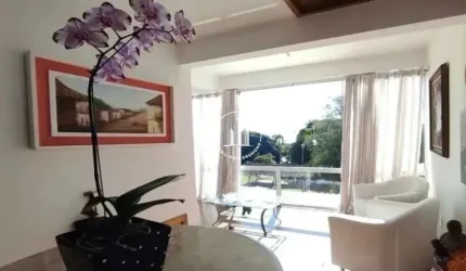 Casa 302m² com 3 Quartos e Suíte na Ponta de Baixo