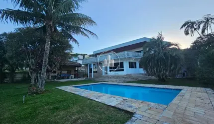 Casa 3 Quartos com Piscina - Ponta de Baixo