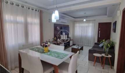 Casa 3 Quartos com Piscina, 194 m²- Real Parque