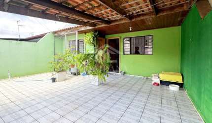 Casa com 2 quartos, amplo espaço de frente, à Venda, Bom Jesus, São José dos Pinhais, PR