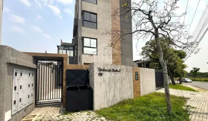 Apartamento duplex com 02 dormitórios sendo uma suíte à Venda no bairro Boneca do Iguaçu em São Jos