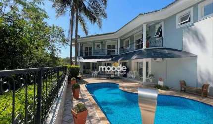 Casa com 4 Quartos e 7 banheiros à Venda, 421 m² por R$ 3.500.000