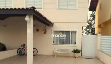 Sobrado com 3 Quartos à venda, 200 m² por R$ 750.000 - Granja Viana - Cotia/SP
