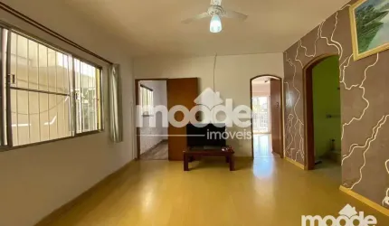 Sobrado 6 Dormitórios á Venda, 238m² por R$ 790.000,00 - Jardim Roberto - Osasco -
