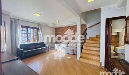 Sobrado com 3 Quartos à venda, 230 m² por R$ 920.000 - Jardim da Glória - Cotia/SP