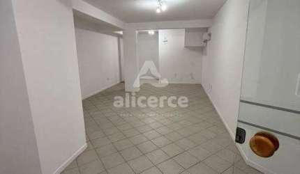 Sala à venda com , 43,9m² em Praia Comprida São José