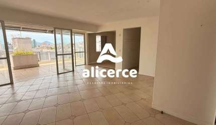 Cobertura à venda com 4 quartos 1 suíte, 157,13m² em Coqueiros Florianópolis