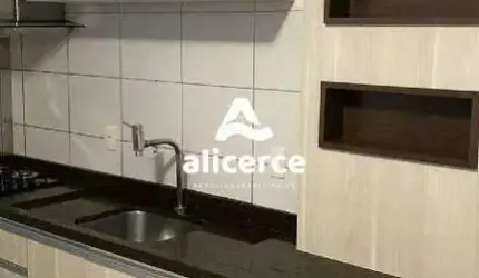 Apartamento à venda com 2 quartos 1 suíte, 79m² em Barreiros São José