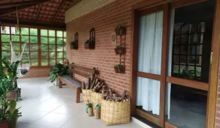 Maravilhoso Sítio em Pedra Azul