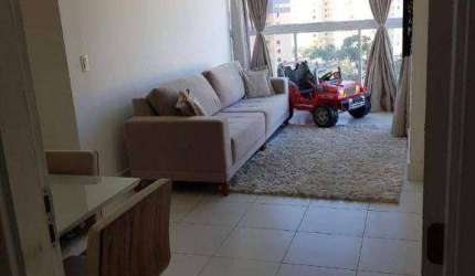 Apartamento porteira fechada na Praia de Itapoã com lazer completo.