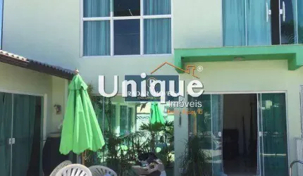 Casa duplex em condomínio!