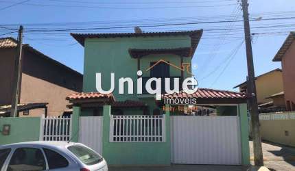 Casa duplex em condomínio com ótima infraestrutura!