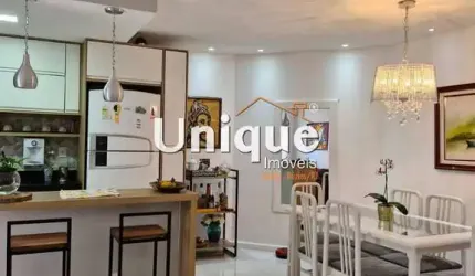 Apartamento com 2 quartos, reformado no Braga, à venda por R$ 430.000,00.