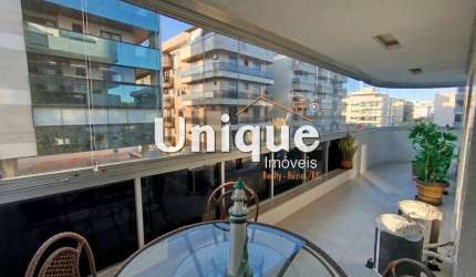 Lindo apartamento próximo da Praia de Forte à venda por R$890.000,00