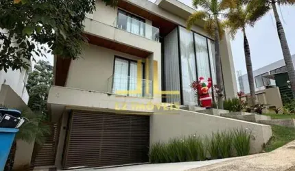 CASA LUXUOSA - 5 SUÍTES - ENERGIA SOLAR - PORTEIRA FECHADA - ALPHAVILLE 1