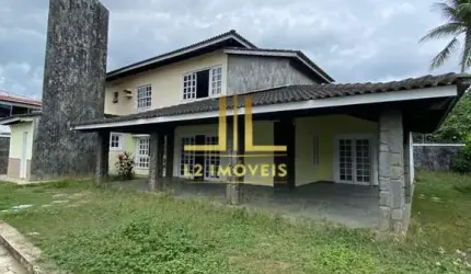 CASA LINDISSIMA - 5 QUARTOS SENDO 3 SUÍTES - ITAPUÃ
