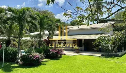 CASA LUXUOSA - 6 QUARTOS SENDO 4 SUÍTES - LAURO DE FREITAS