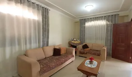Casa 4 quartos - Aeroporto