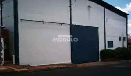Barracão para locação no bairro Nossa Senhora das Graças