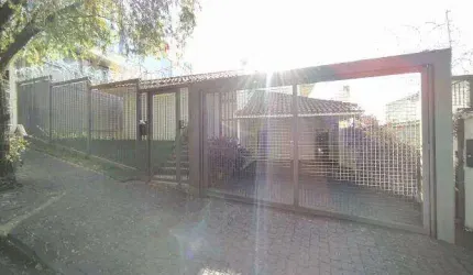 CASA RESIDENCIAL à venda, 4 quartos, 3 suítes, 4 vagas, FUNDINHO - Uberlândia/MG