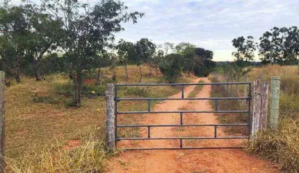 CHÁCARA à venda, 2 quartos, 3 vagas, CHACARAS ELDORADO - Uberlândia/MG