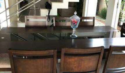 SOBRADO à venda, 3 quartos, 2 suítes, 4 vagas, Segismundo Pereira - Uberlândia/MG