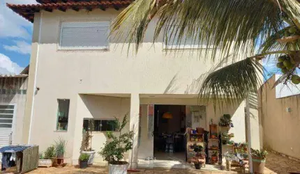 CASA RESIDENCIAL à venda, 3 quartos, 3 suítes, 4 vagas, TIBERY - Uberlândia/MG