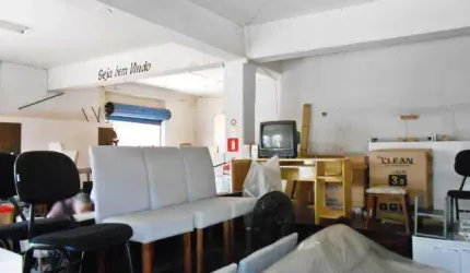IMÓVEL COMERCIAL à venda, 5 quartos, 1 suíte, NOSSA SENHORA APARECIDA - Uberlândia/MG