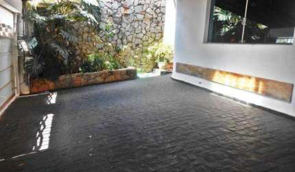 CASA RESIDENCIAL à venda, 3 quartos, 3 suítes, 4 vagas, Saraiva - Uberlândia/MG