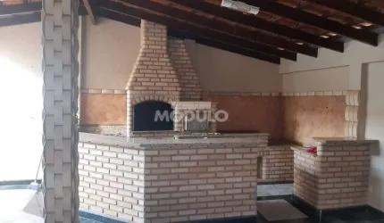 Exelente Casa com Fino Acabamento no Alto Umuarama