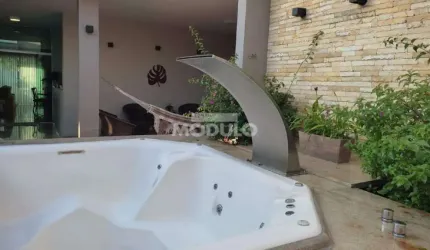 Exelente Sobrado com Fino Acabamento no Planalto